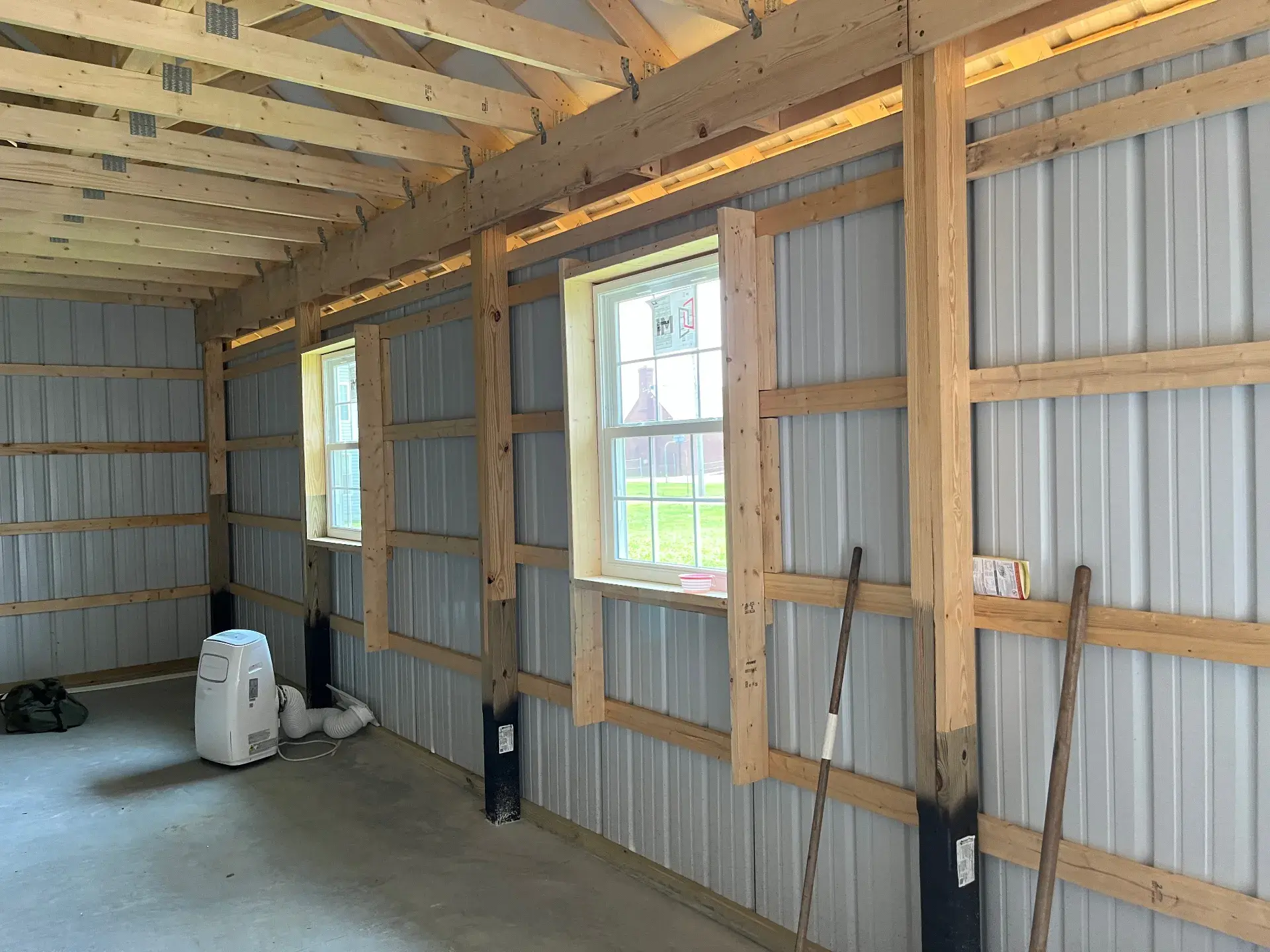 24x24 pole barn garage side view